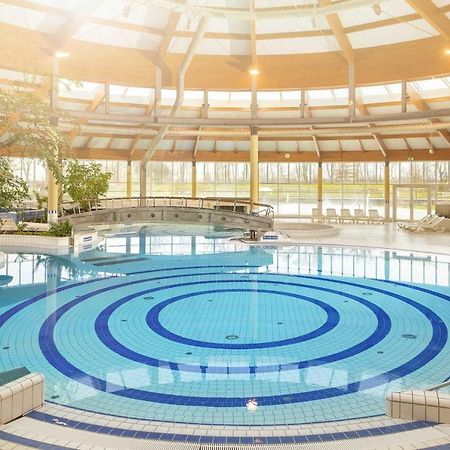 Terrasse, Gratis Nutzung Vom Ahoi Erlebnisbad Und Sauna In Sellin - Villa Karola Fewo 02 Goehren  Buitenkant foto