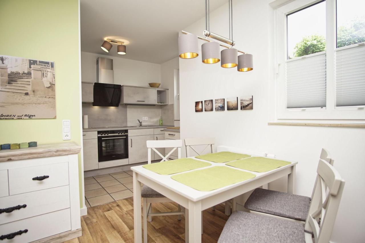 Terrasse, Gratis Nutzung Vom Ahoi Erlebnisbad Und Sauna In Sellin - Villa Karola Fewo 02 Goehren  Buitenkant foto