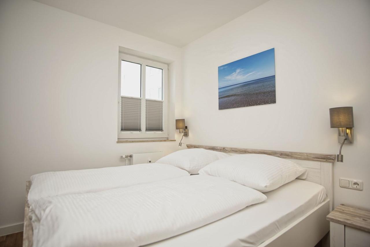 Terrasse, Gratis Nutzung Vom Ahoi Erlebnisbad Und Sauna In Sellin - Villa Karola Fewo 02 Goehren  Buitenkant foto