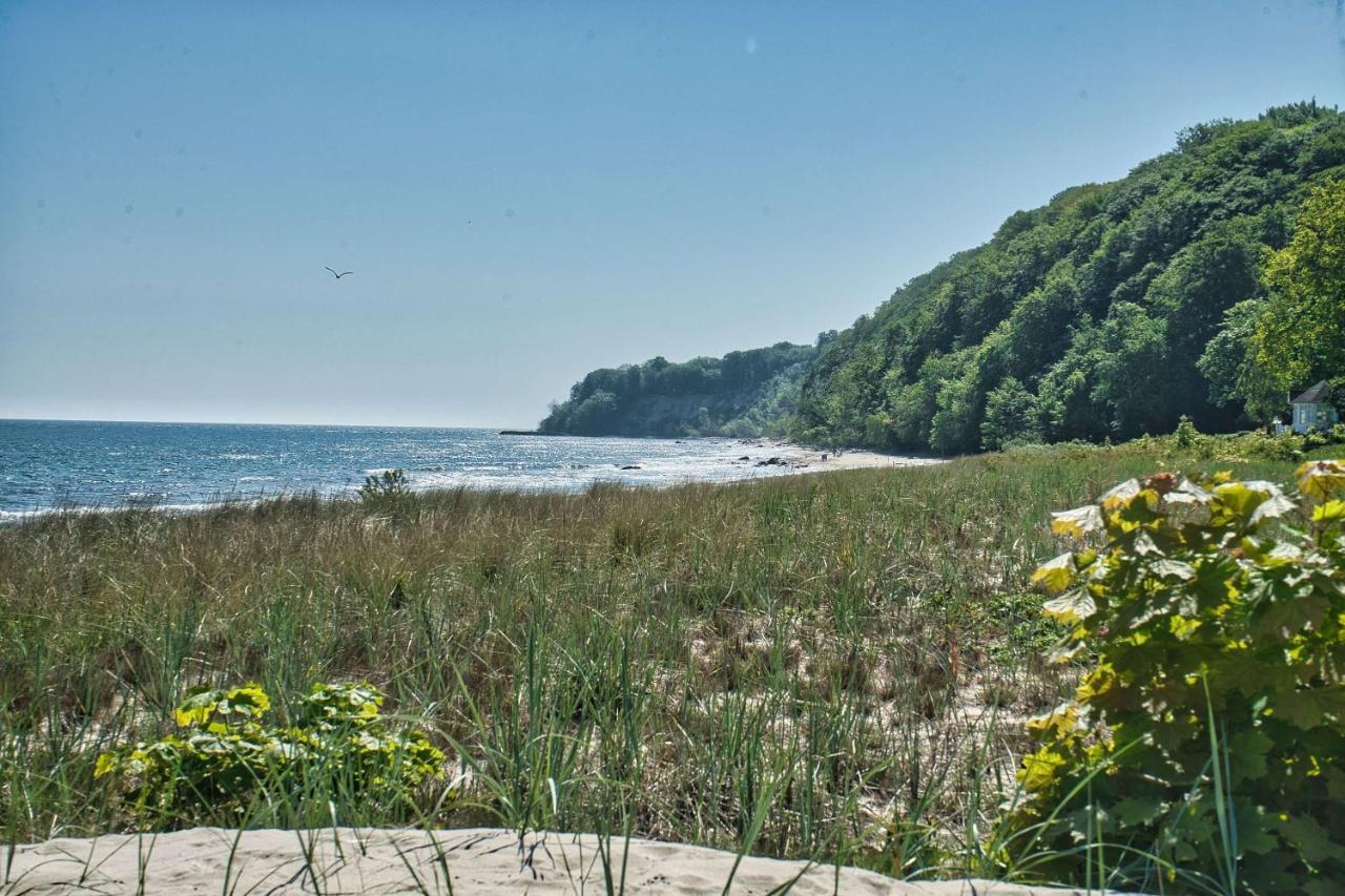 Terrasse, Gratis Nutzung Vom Ahoi Erlebnisbad Und Sauna In Sellin - Villa Karola Fewo 02 Goehren  Buitenkant foto